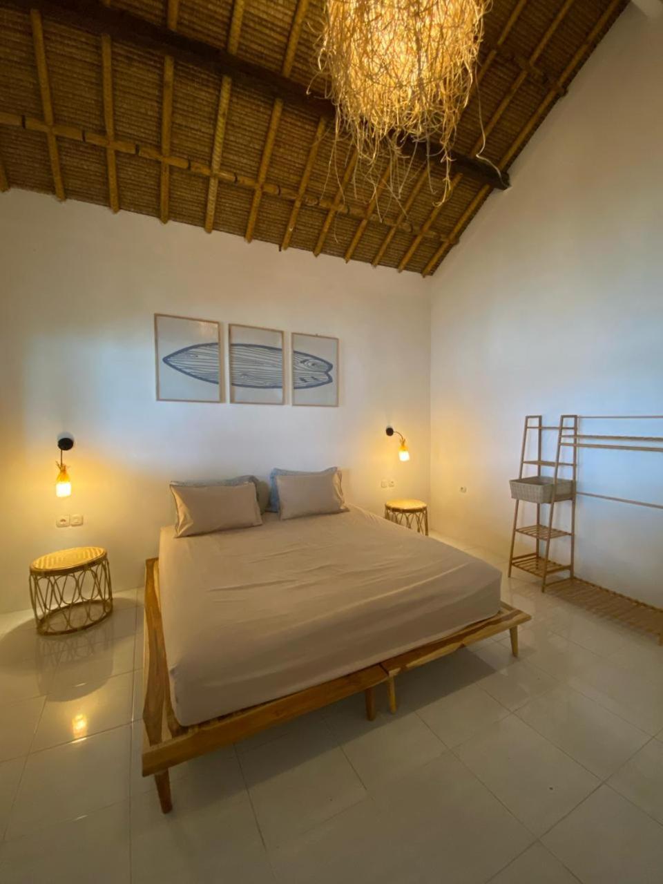 Hotel Surf Shack Grupuk à Bumbang Extérieur photo