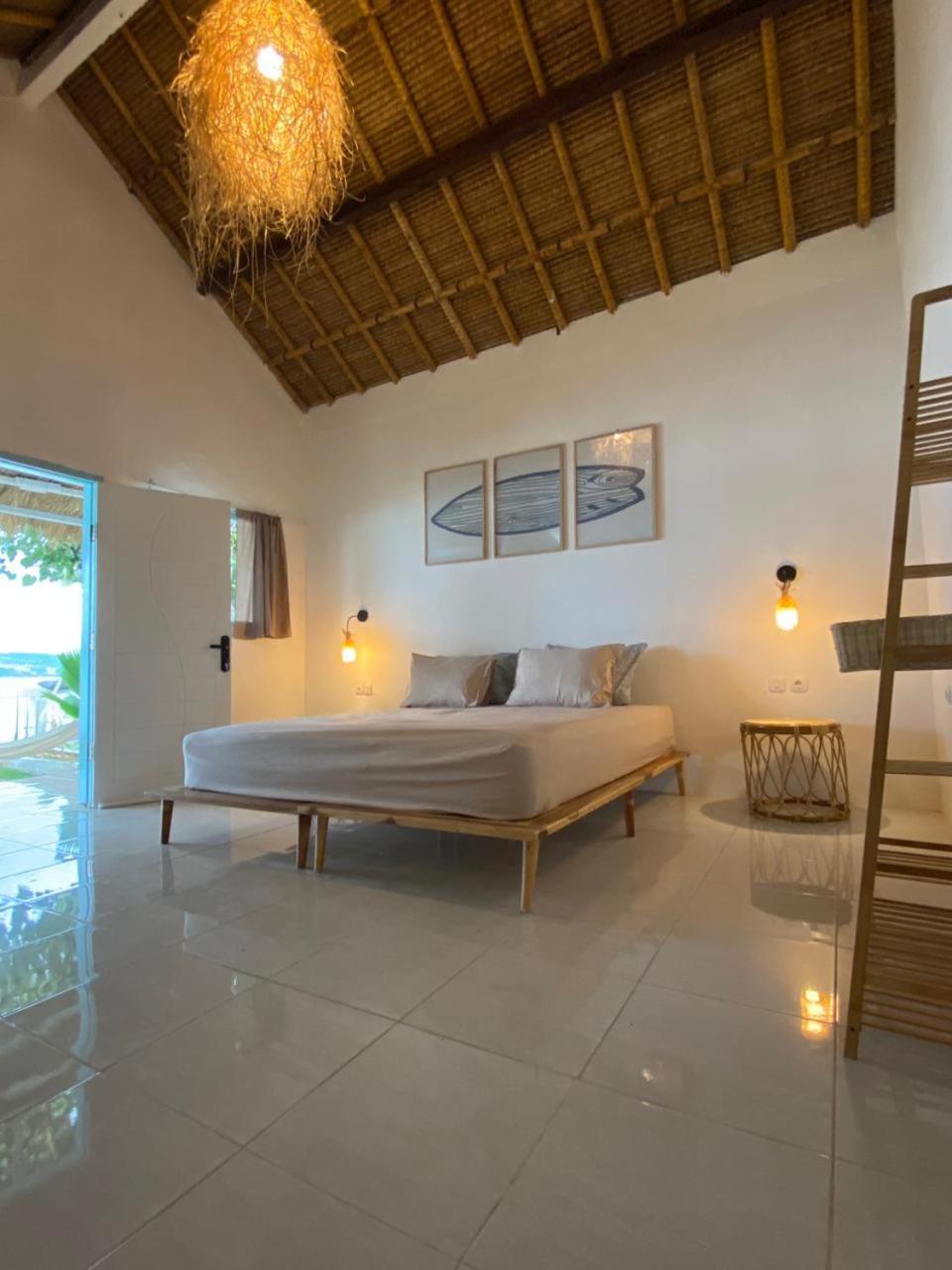 Hotel Surf Shack Grupuk à Bumbang Extérieur photo
