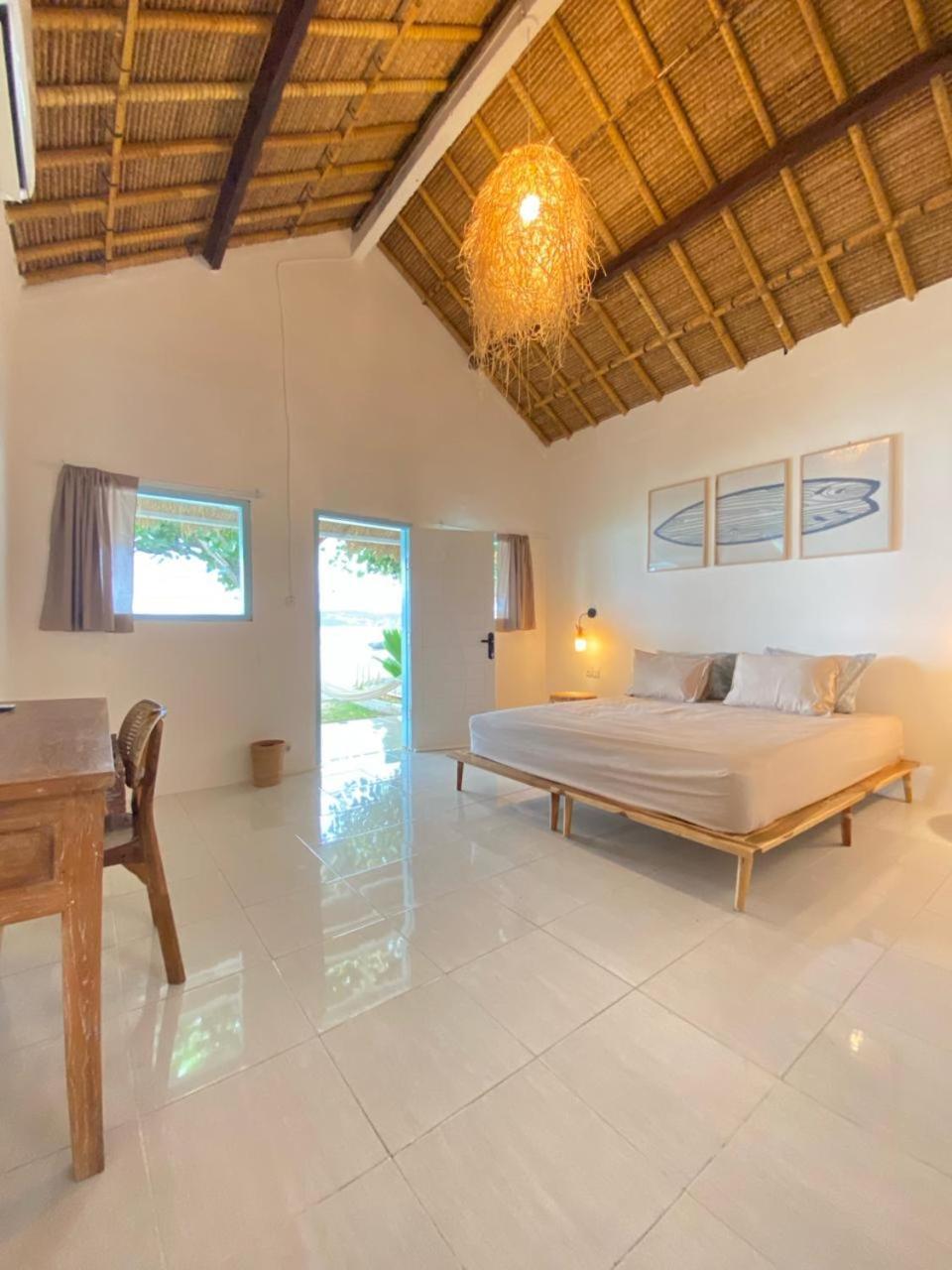 Hotel Surf Shack Grupuk à Bumbang Extérieur photo